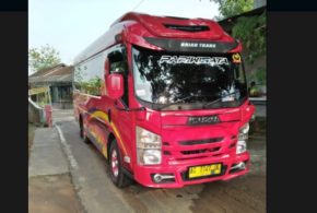 Rieva Trans: Travel Solo Jakarta, Solo Bandung, Solo Surabaya