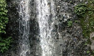 Air Terjun Banyulawe di Pati